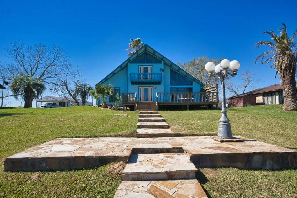 122 Vivian Street, Brazoria, TX 77422 - Image #1