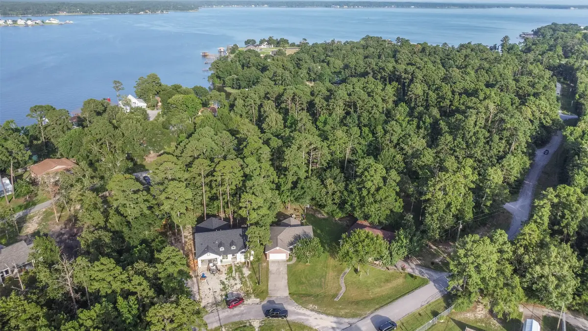 165 Magnolia Bend Lane, Onalaska, TX 77360 - Image #1