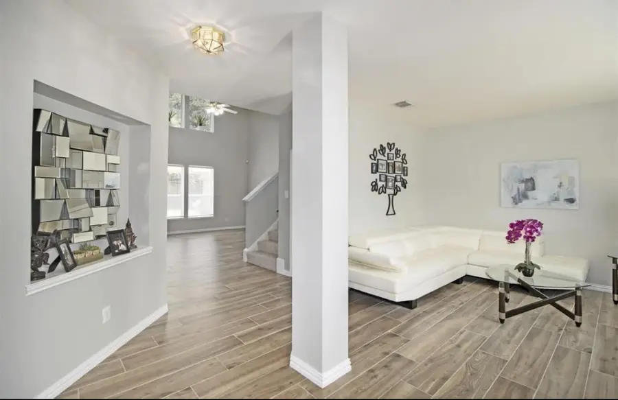 25507 Lyon Springs Court, Spring, TX 77373 - Image #2