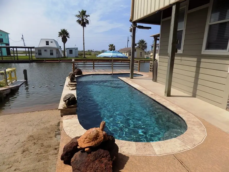 638 County Road 209, Sargent, TX 77414 - #2