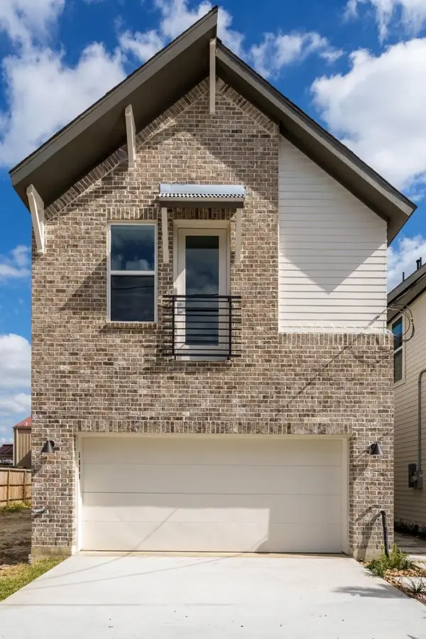 5616 Bertellis Lane, Houston, TX 77091