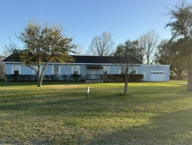 1129 County Road 129, Alvin, TX 77511 - #1