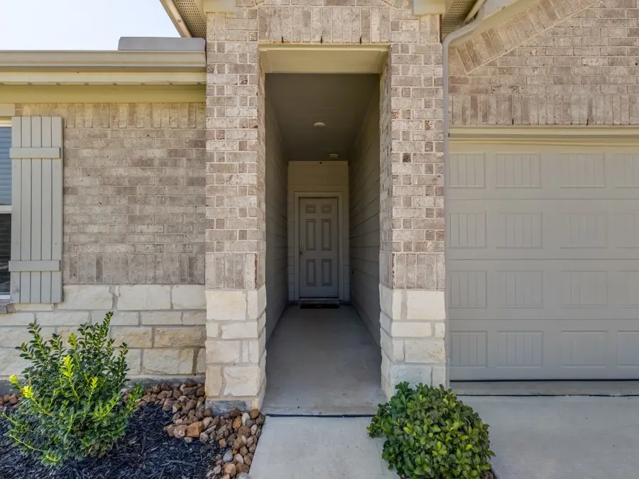 16715 Frosted Evergreen Court, Magnolia, TX 77355 - Image #2