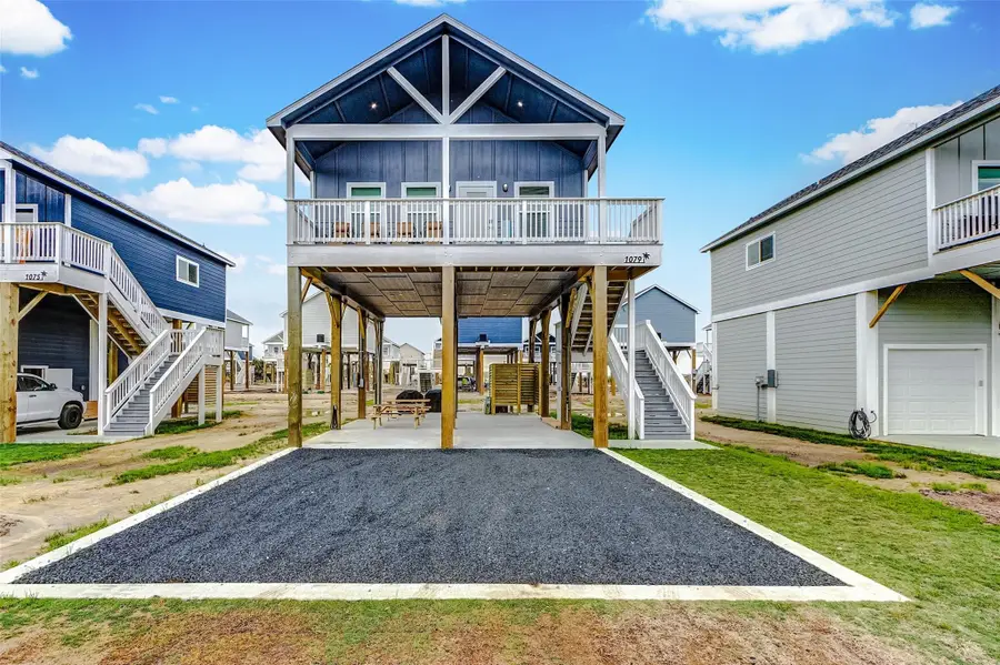 1079 Johnson Road, Gilchrist, TX 77617 - #2