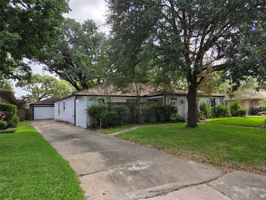 10010 Burgoyne Road, Houston, TX 77042 - #3