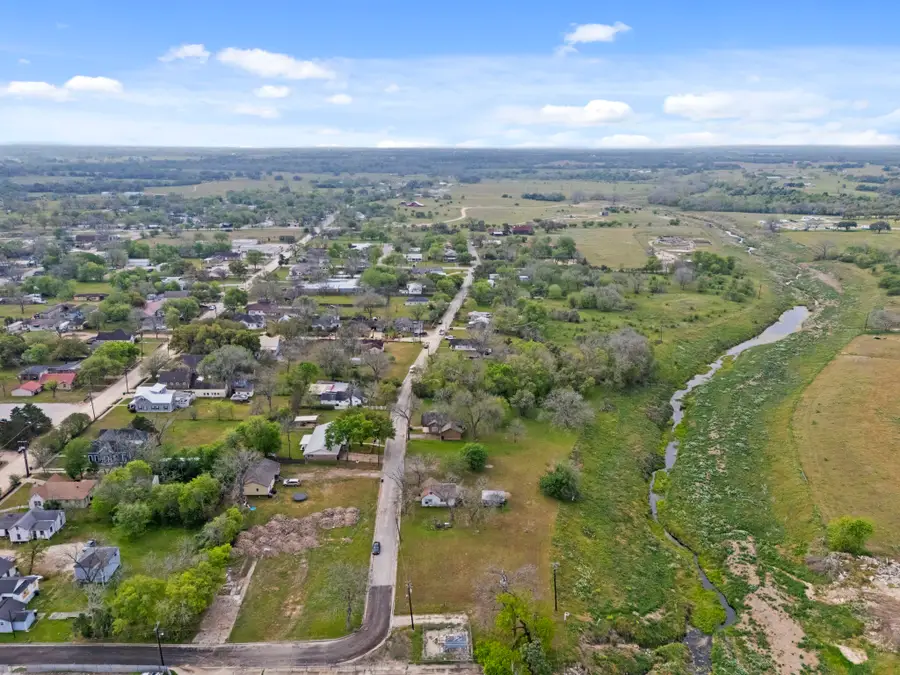 104 Kessler Street, Hallettsville, TX 77964 - #3