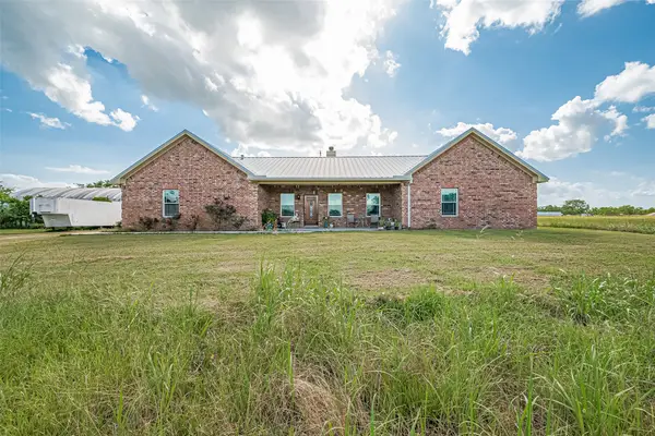 1097 County Road 615, Dayton, TX 77535