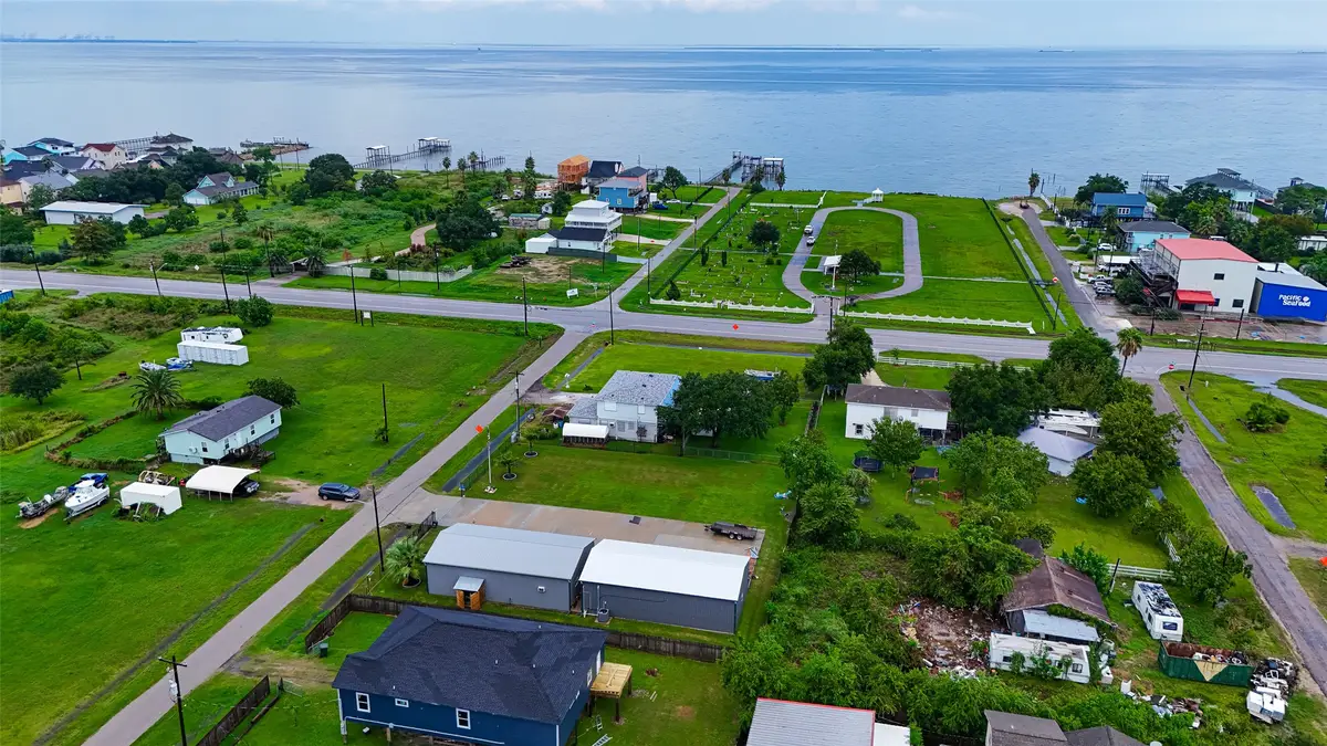 215 22nd Street, Dickinson, TX 77539 - #1