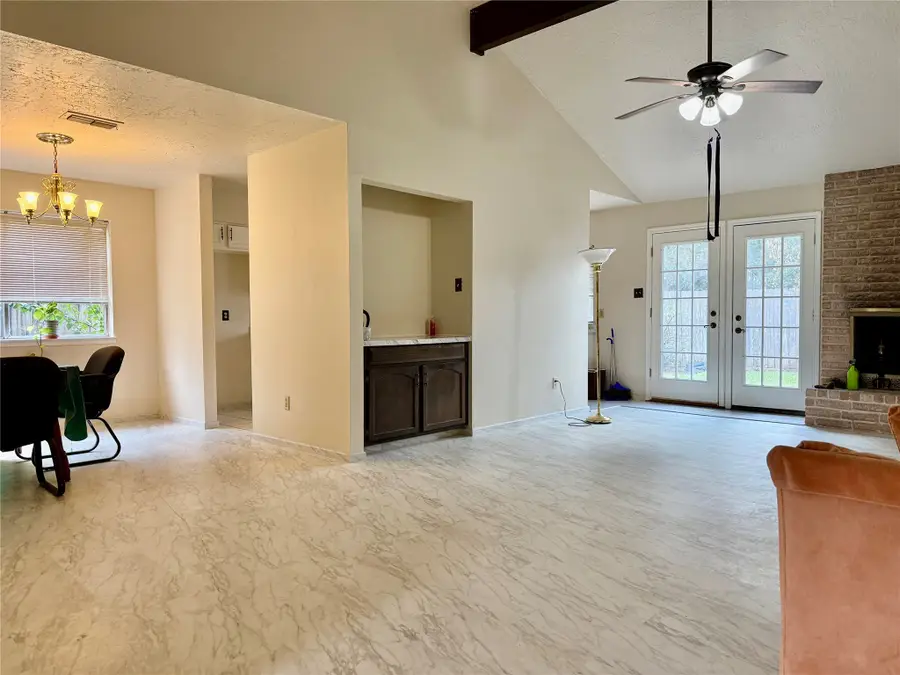 2802 Valley Forest Drive, Missouri City, TX 77489 - Image #3