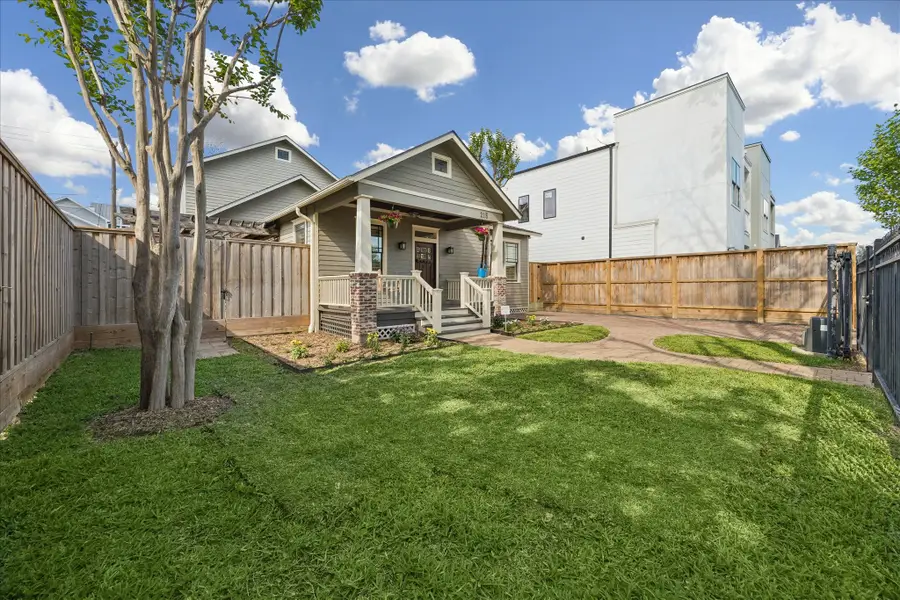 215 E 26th Street, Houston, TX 77008 - #3