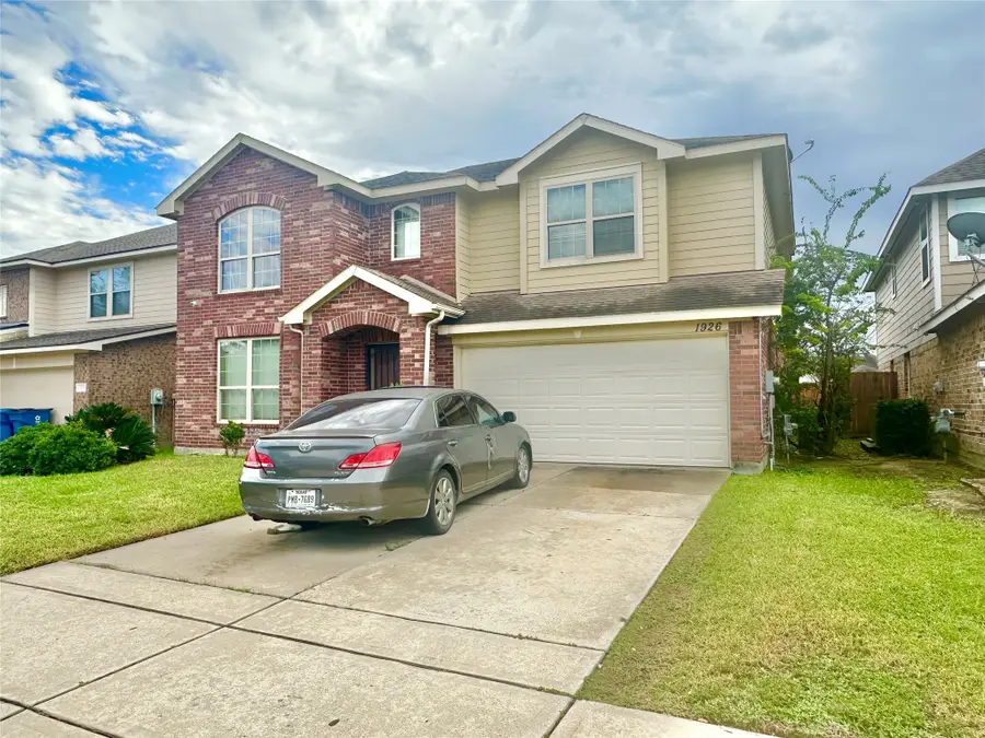 1926 Sonoma Breeze Drive, Houston, TX 77049 - Image #2