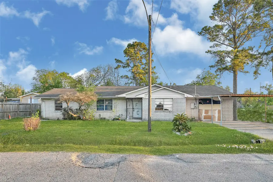 7954 Booker St, Houston, TX 77028 - #2