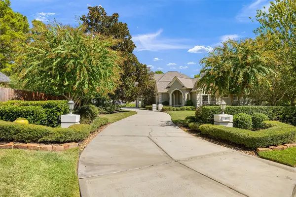 31 Grey Moss Lane, Montgomery, TX 77356