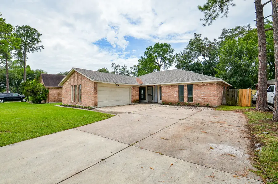 12266 Huntington Venture Drive, Houston, TX 77099 - #2