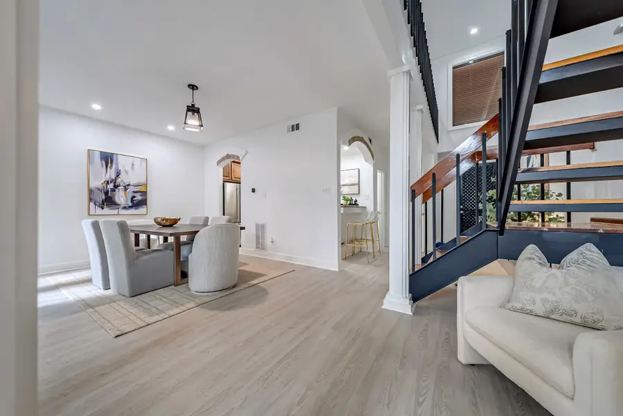 516 S Post Oak Lane #18, Houston, TX 77056 - #3