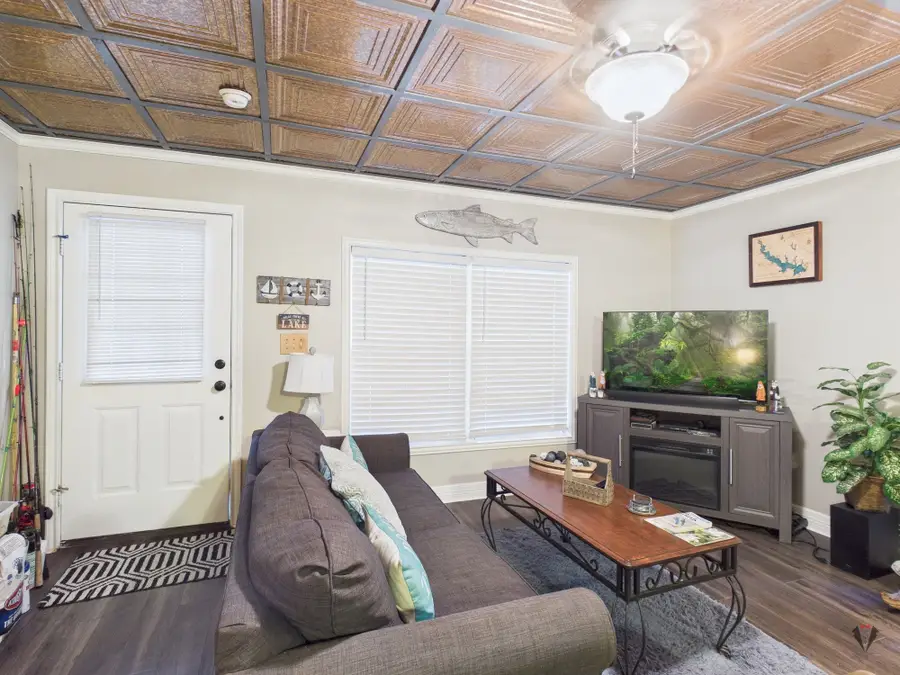 1068 Holiday Harbor Drive, Jefferson, TX 75657 - #3