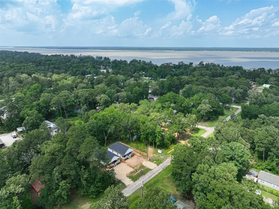 210 Canary Street, Point Blank, TX 77364 - Image #2