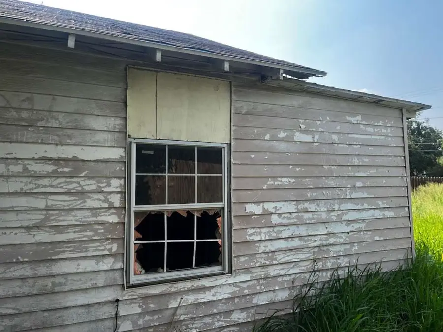 408 W Edward Street, Falfurrias, TX 78355 - Image #2