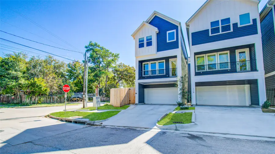 901 Lehman Street #A, Houston, TX 77018 - #2