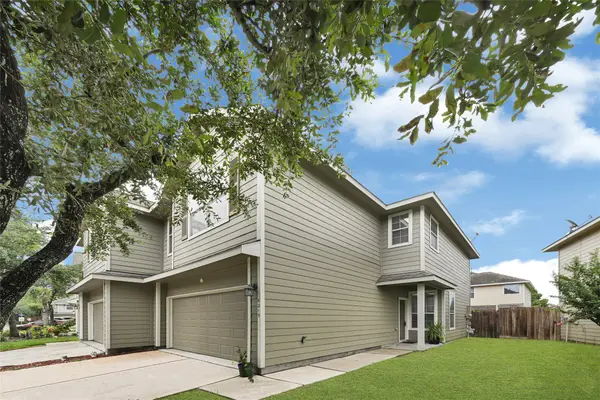 6215 Stoney Creek Drive, Pasadena, TX 77503