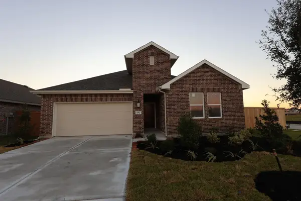 682 Daniels Lake Lane, Dayton, TX 77535