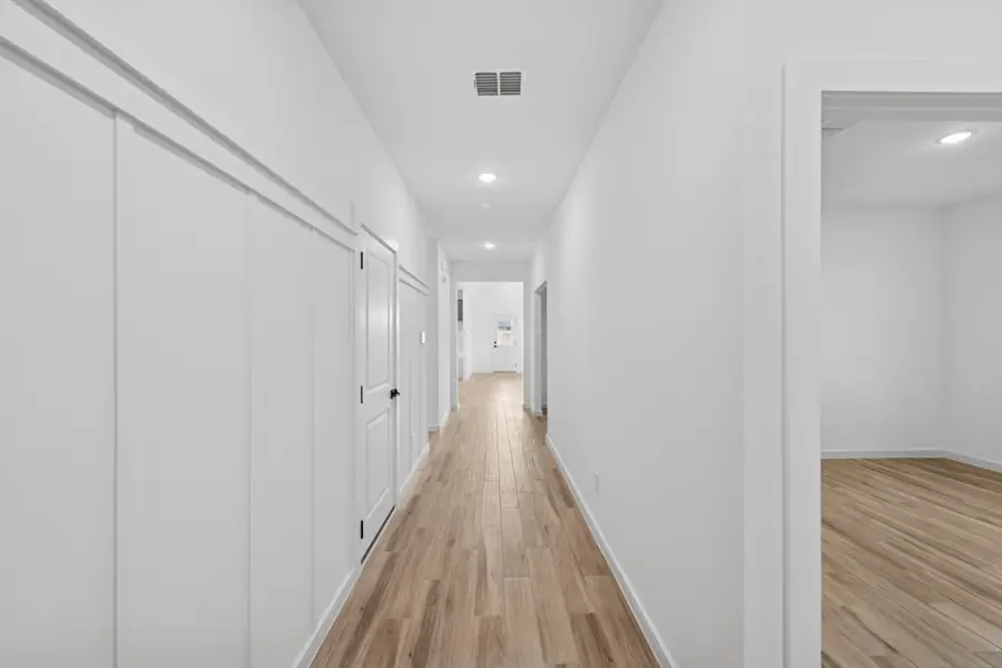 682 Daniels Lake Lane, Dayton, TX 77535 - Image #2