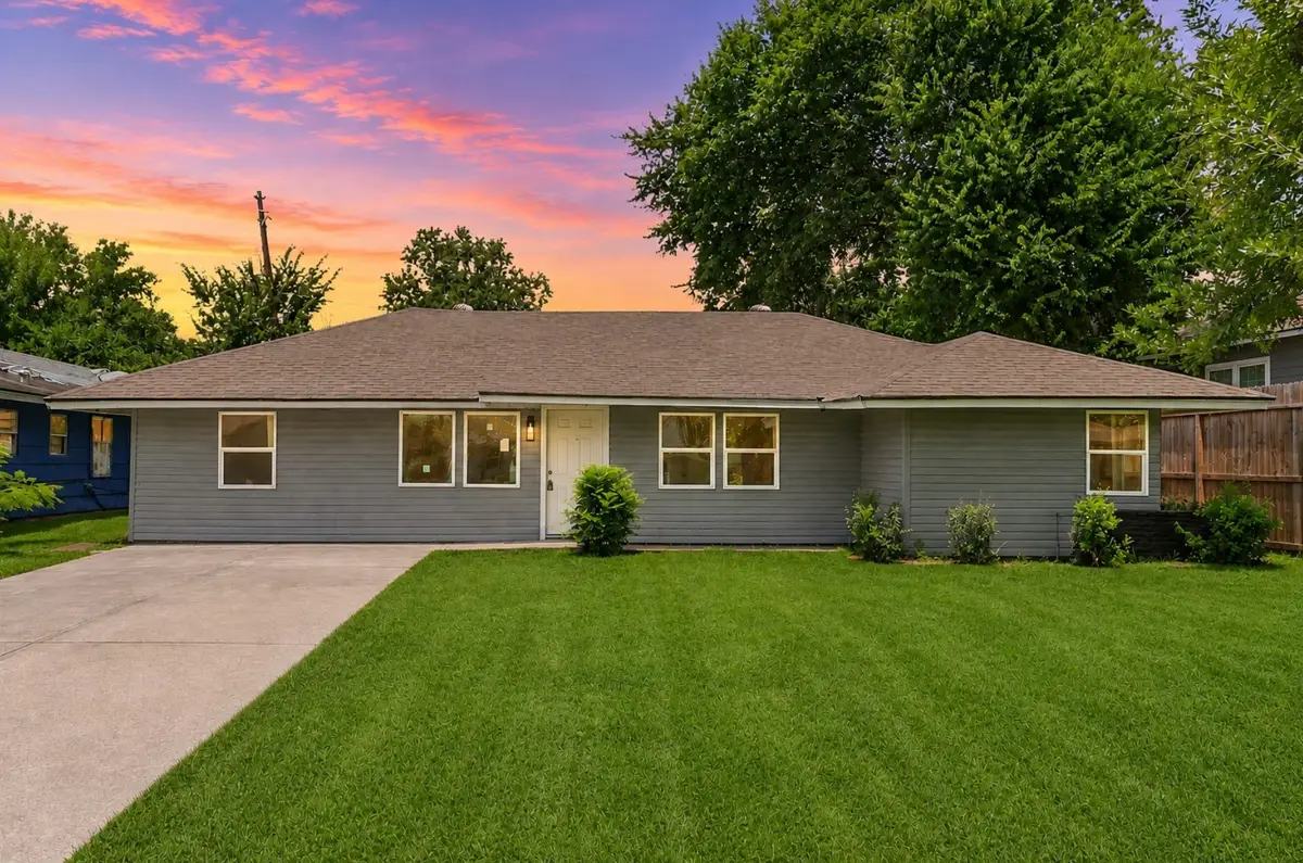 5823 Lyndhurst Drive, Houston, TX 77033 - #1