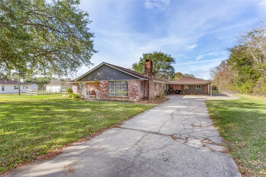 7240 Avenue L 1/2, Santa Fe, TX 77510 - Image #2