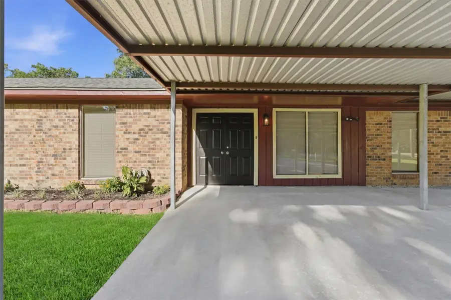 1305 Denison Avenue, Cleveland, TX 77327 - #2