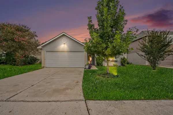 12210 Taylors Crossing Drive, Tomball, TX 77375