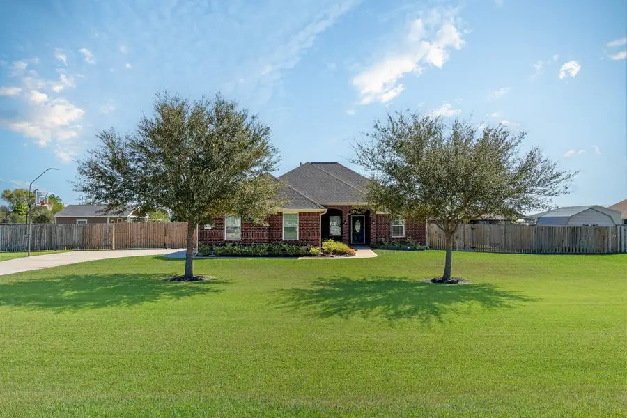 11203 Leah Elizabeth Drive, Needville, TX 77461 - Image #3