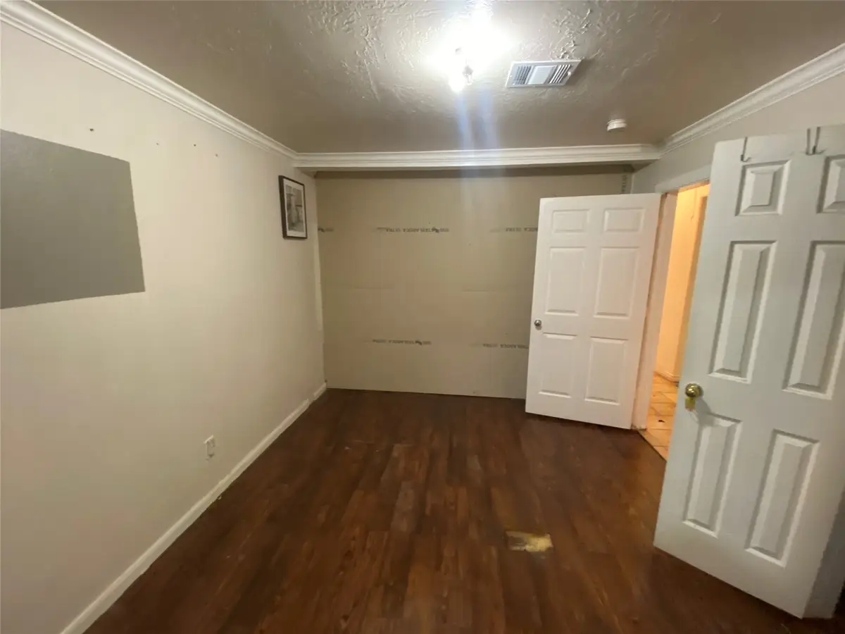 3021 Brackenridge Street, Houston, TX 77026 - Image #1