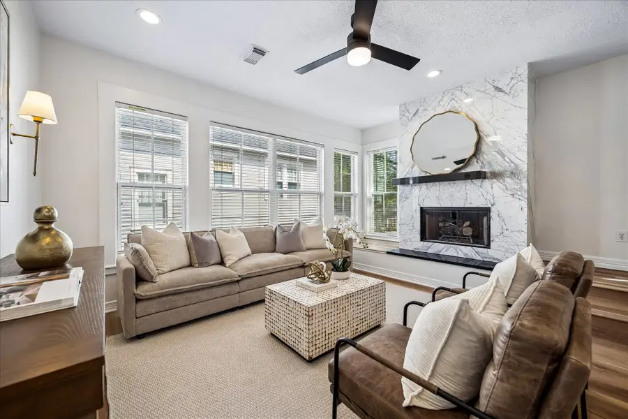 209 Stratford Street #B, Houston, TX 77006 - #2