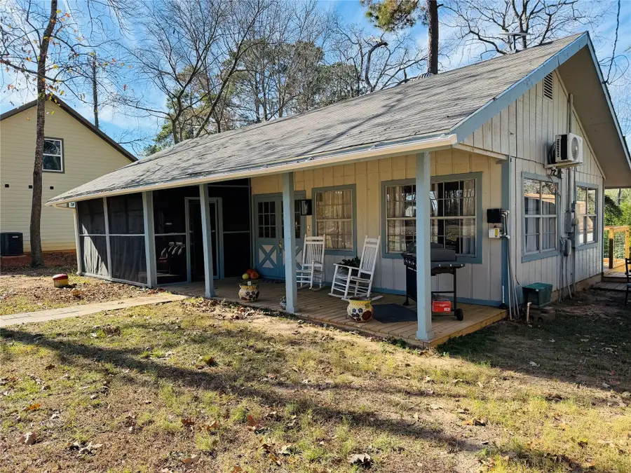 143 Sharon Lane, Livingston, TX 77351 - Image #2