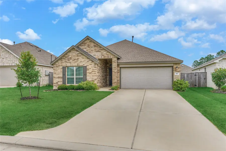 211 Garnett Street, Magnolia, TX 77354 - #2