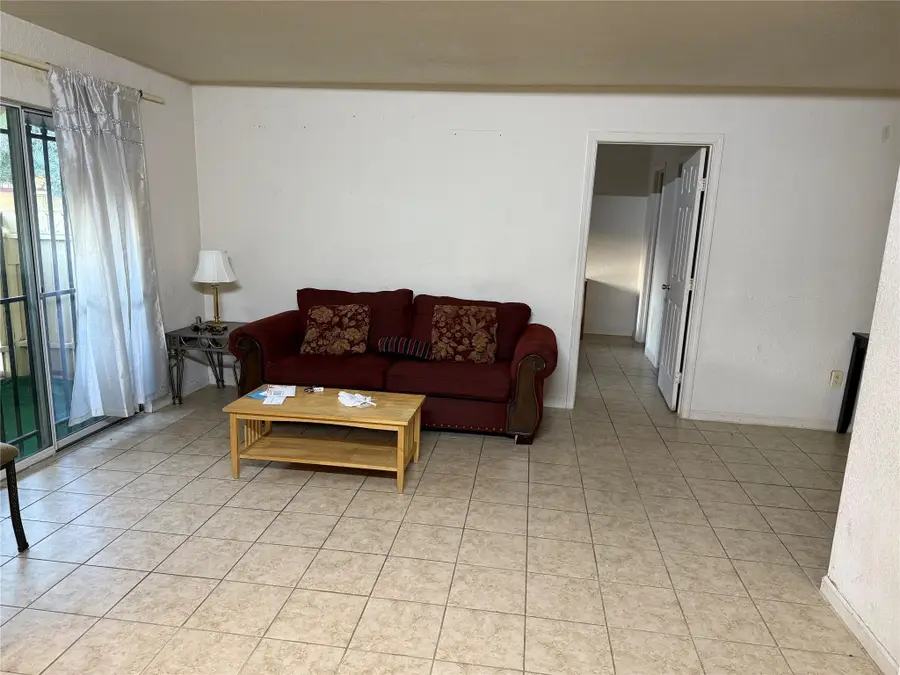 8100 Creekbend Drive #149, Houston, TX 77071 - Image #3