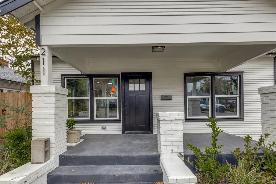 211 E 31st 1/2 Street, Houston, TX 77018 - Image #2