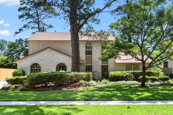 1022 Oak Leaf Street, La Porte, TX 77571