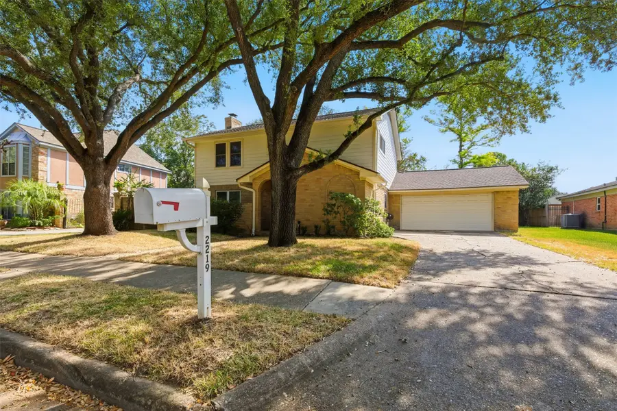 2219 Woodland Springs Street, Houston, TX 77077 - Image #3