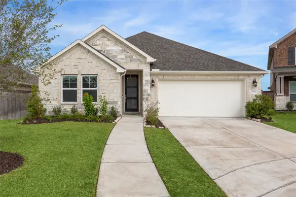 2707 Oakheath Crest Court, Pearland, TX 77089