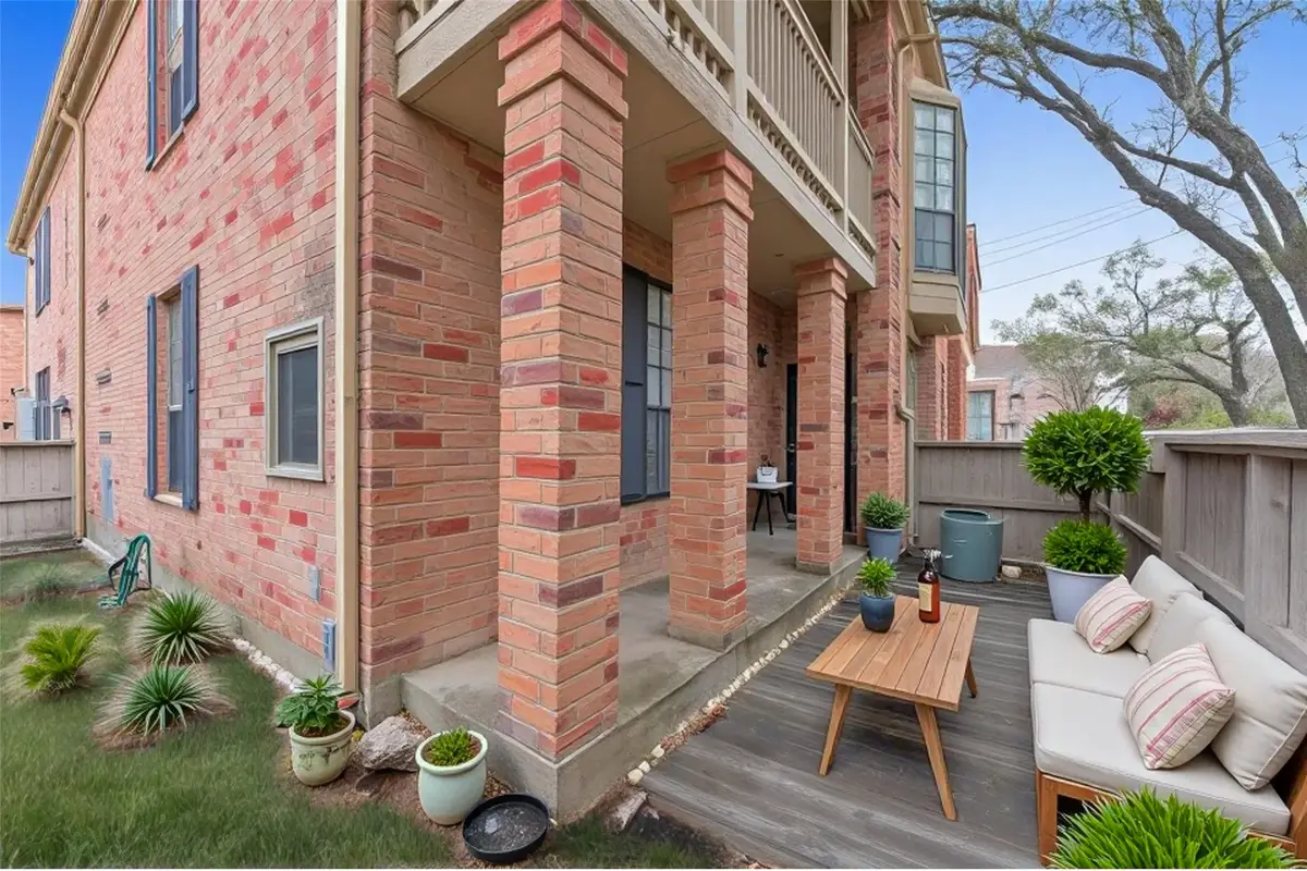 2255 Braeswood Park Drive #219, Houston, TX 77030 - Image #1