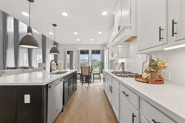 1939 Creekwood Cove, Missouri City, TX 77459