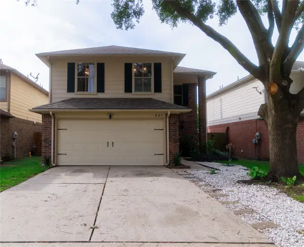 807 Oak West, Houston, TX 77073