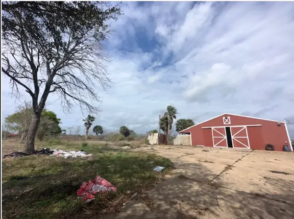 7607 E Fm 1462 Road, Rosharon, TX 77583