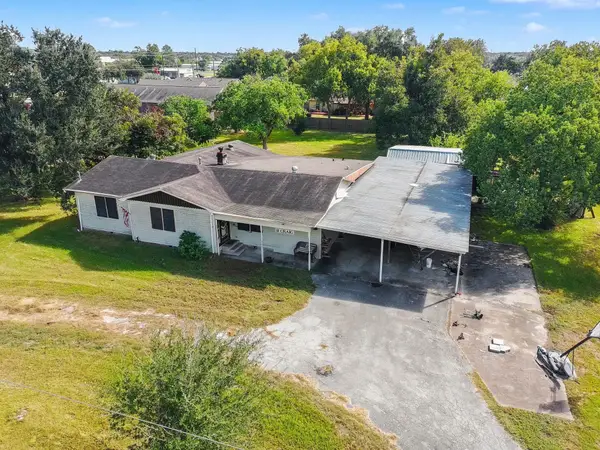11 Craig Street, Baytown, TX 77521