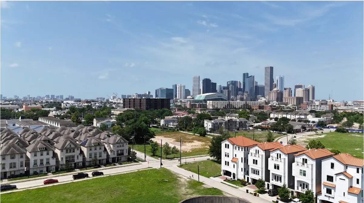 607 N Nagle Street, Houston, TX 77003 - #1