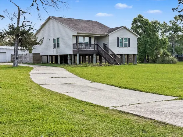 3415 E Bayou Drive, La Porte, TX 77571