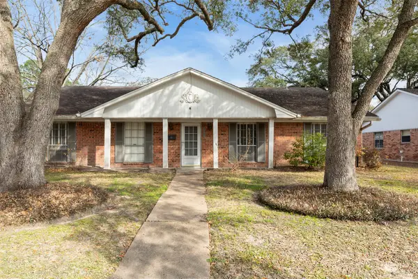 12466 Kimberley Lane, Houston, TX 77024