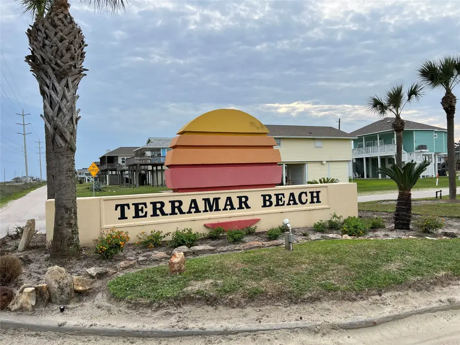 23007 Fresca Street, Galveston, TX 77554 - #2