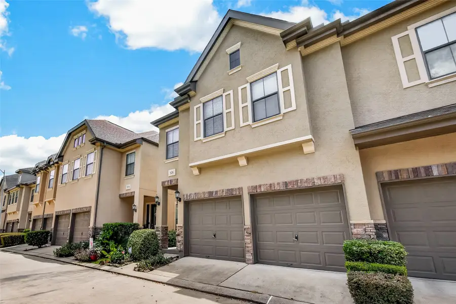 3010 Royal Oaks Crest, Houston, TX 77082 - #3